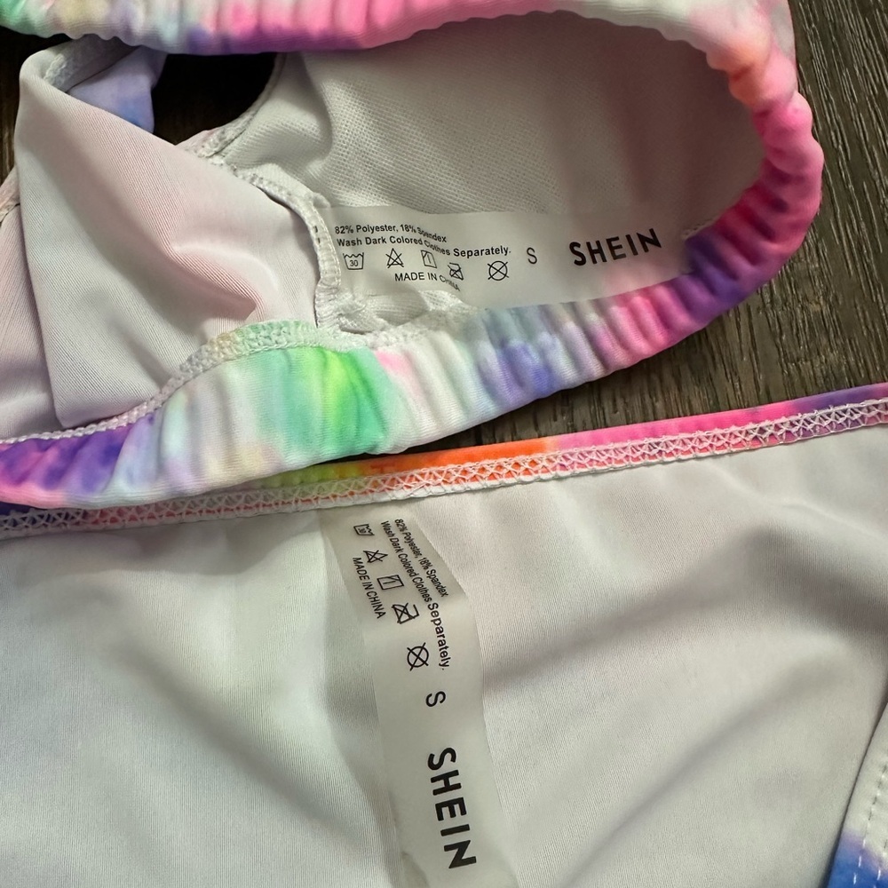 SHEIN Vibrant Tie-Dye Kids Bikini Set - Picture 2 of 6